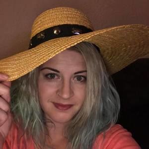 Meet your Posher, Mandee